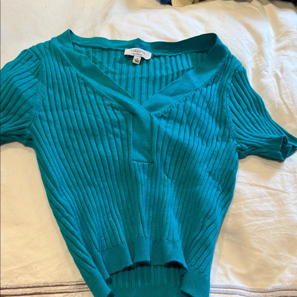 Crown & Ivy Blue V-Neck Sweater with Ribbed Texture